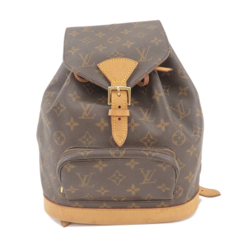 Louis Vuitton bags with a detachable mirror inside for on - the - go touch - upsLouis Vuitton Monogram Montsouris MM Back Pack Bag M51136