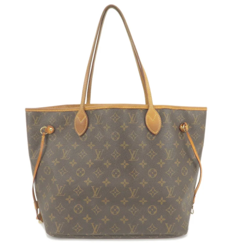 Louis Vuitton Twist bags with a contrast - colored interior for visual interestLouis Vuitton Monogram Neverfull MM Tote Bag Hand Bag M40156