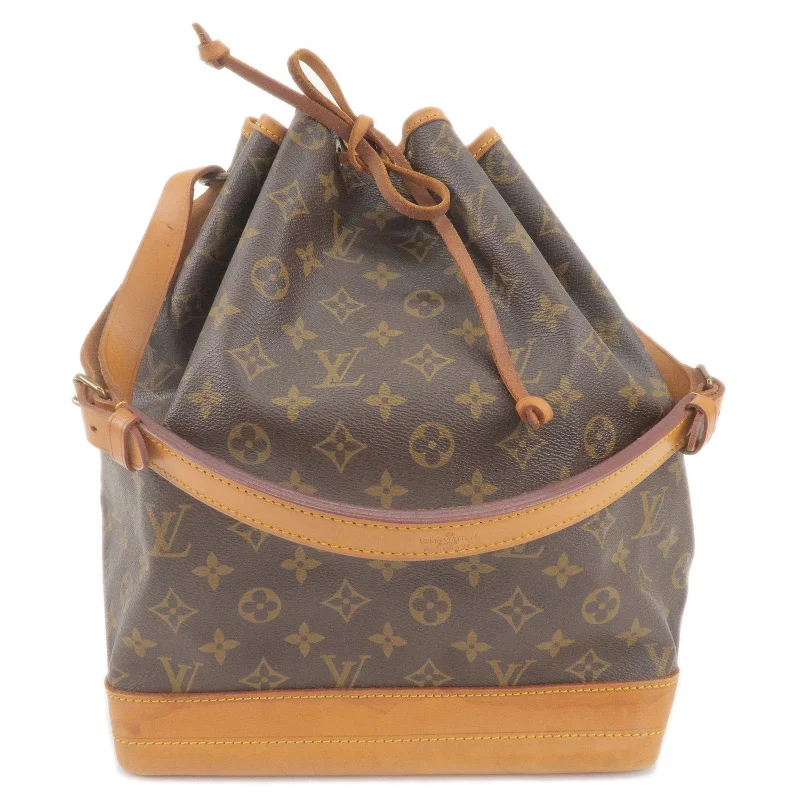 Louis Vuitton Twist bags with a contrast - colored interior for visual interestLouis Vuitton Monogram Noe Shoulder Bag Hand Bag M42224