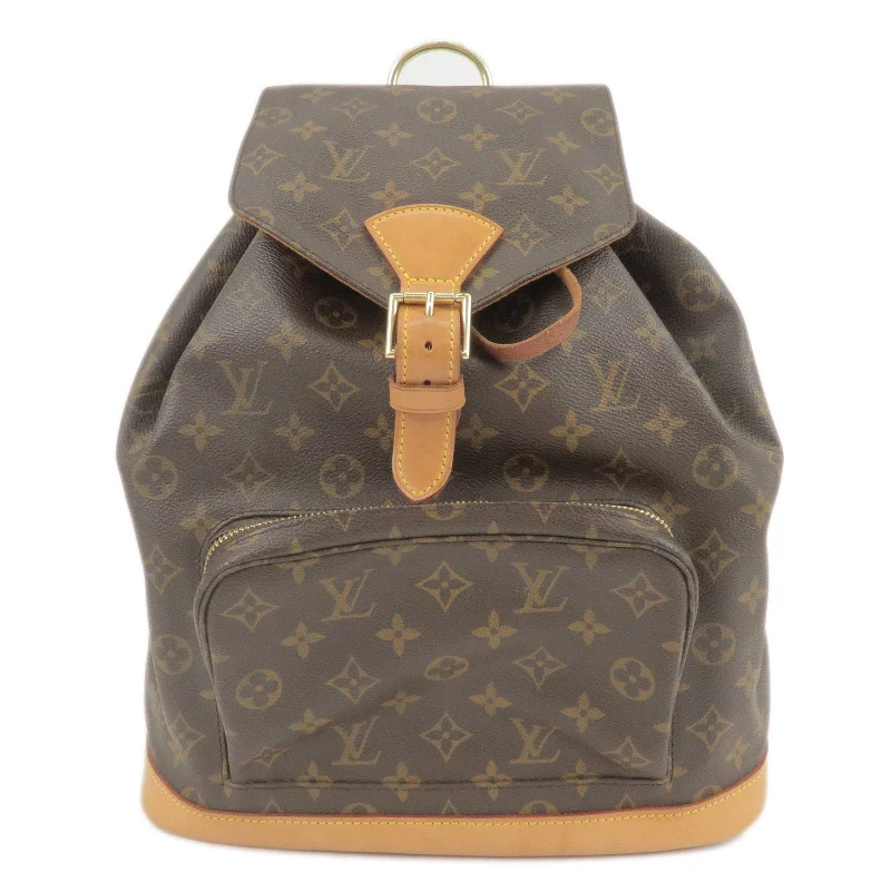 Ladies Louis Vuitton Petite Malle bags in a pastel color for a soft lookLouis Vuitton Monogram Montsouris GM Back Pack M51135