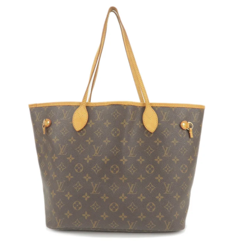 Louis Vuitton tote bags with a printed LV logo on the front for brand visibilityLouis Vuitton Monogram Neverfull MM Tote Bag M40156