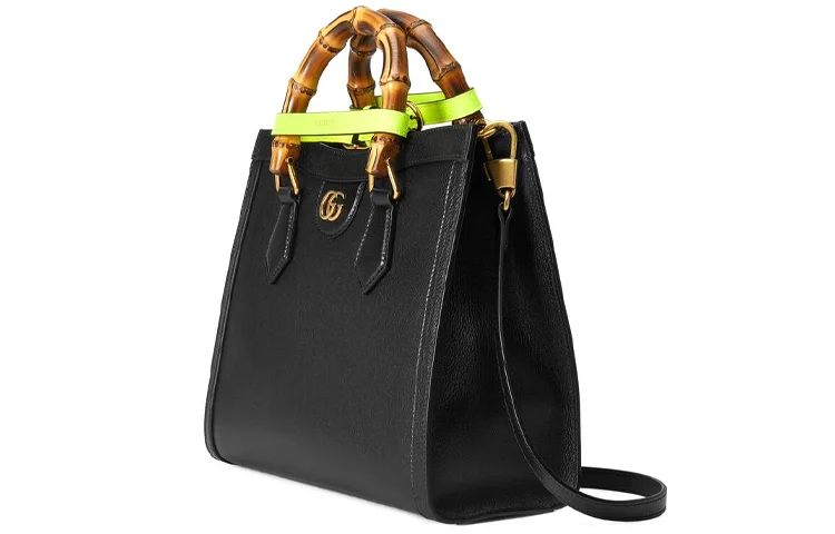 Women Gucci backpacks with a luxurious leather finish(WMNS) GUCCI Leather Diana Bamboo Knot Single-Shoulder Bag Small Black 660195-17QDT-1175