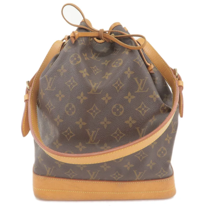 Louis Vuitton backpacks with a padded back panel for comfort during long - wearLouis Vuitton Monogram Noe Shoulder Bag Hand Bag M42224