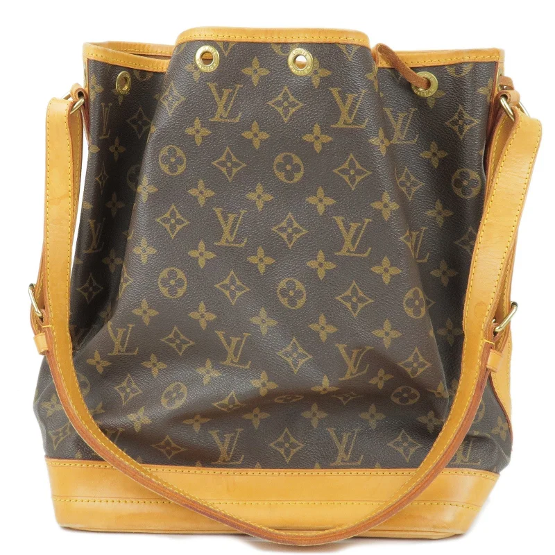 Louis Vuitton backpacks with a padded back panel for comfort during long - wearLouis Vuitton Monogram Noe Shoulder Bag M42224