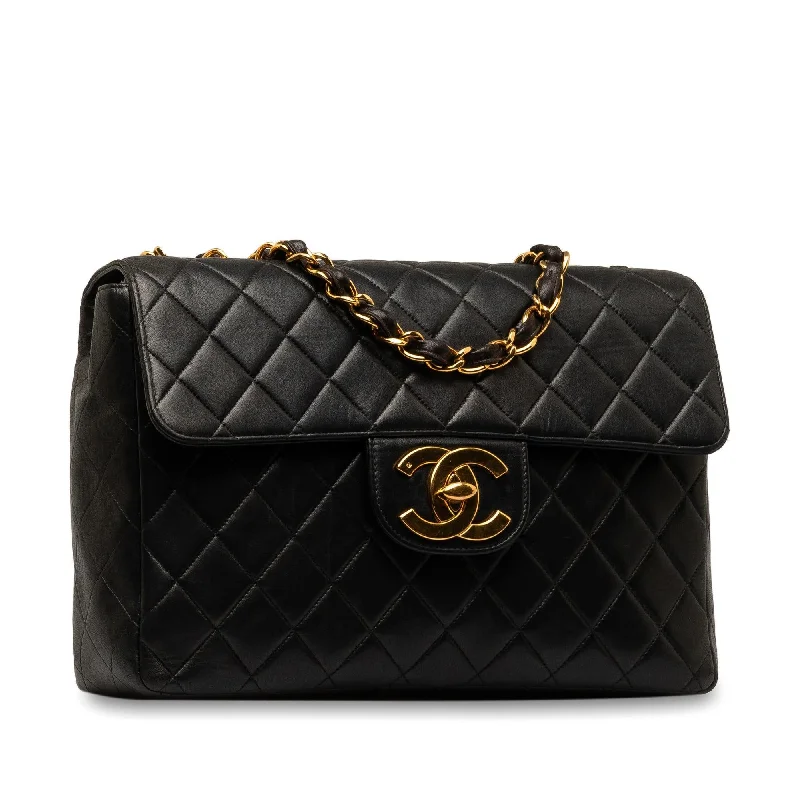 Chanel Medium Tote Bag for Office LadiesChanel Jumbo XL Classic Lambskin Single Flap (cqY9eg)