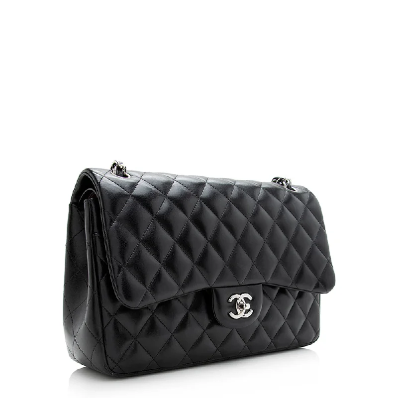 Chanel Quilted Leather Shoulder Bag for FashionistasChanel Lambskin Classic Jumbo Double Flap Bag (21199)