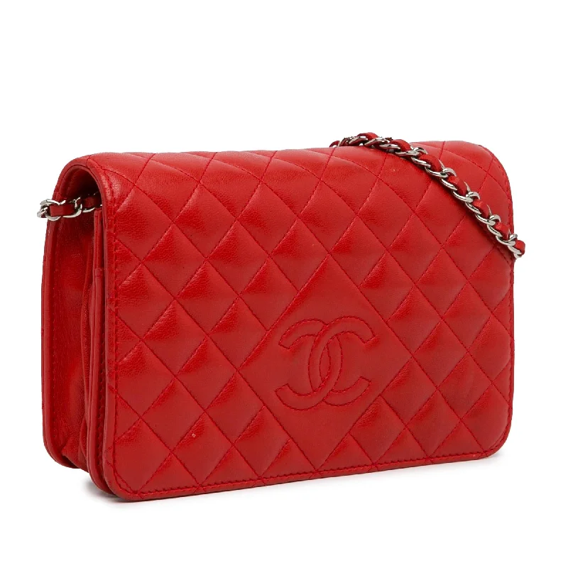 Chanel bags available in bold colors and patternsChanel Lambskin Diamond CC Wallet on Chain (K03AWt)