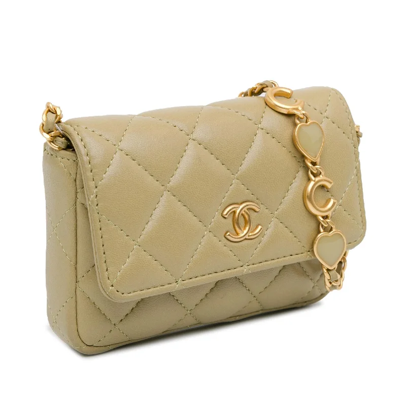 Chanel bags with iconic gold chainsChanel Lambskin Enamel Coco Hearts Clutch with Chain (eIwWFs)