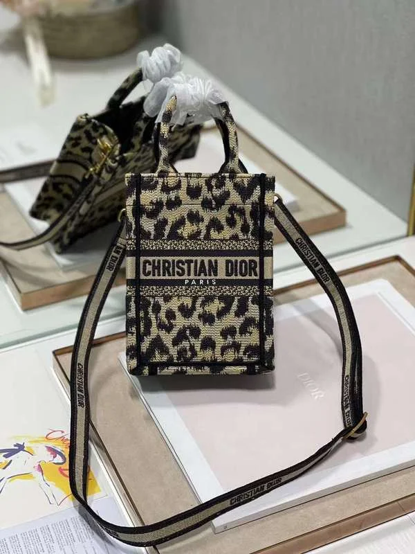 Christian Dior handbags with a removable shoulder strap for versatilityDior Bags -The Arid Bag Shop Bags - 857