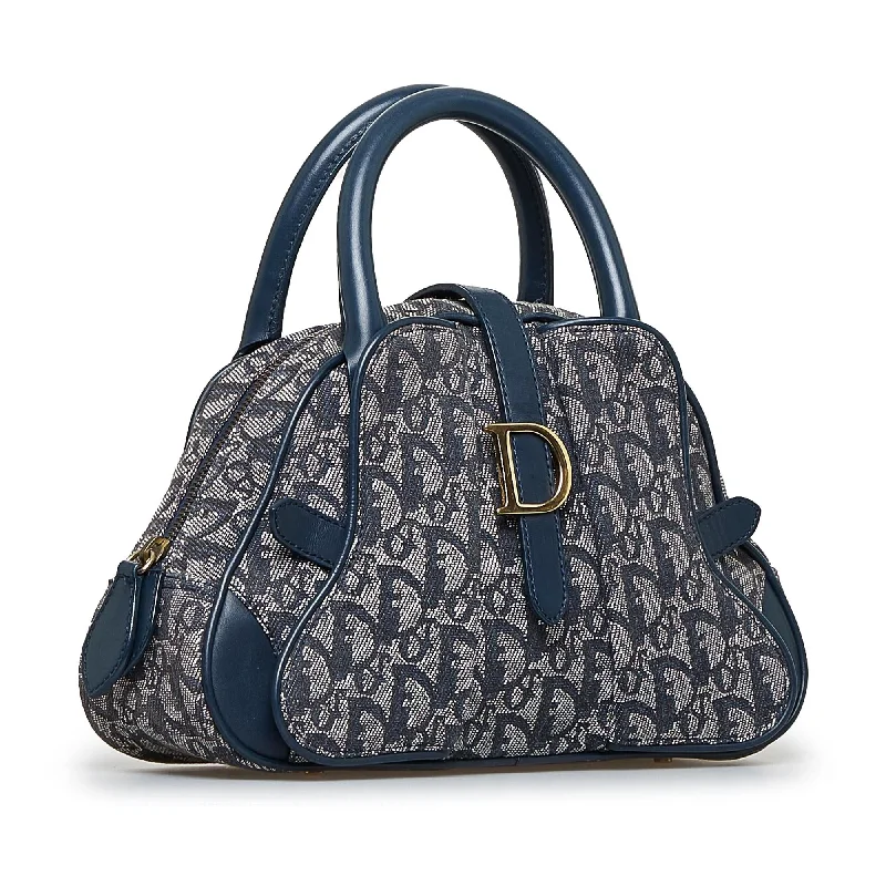 Christian Dior handbags with a removable shoulder strap for versatilityDior Oblique Double Saddle Bowler (YXZHYQ)