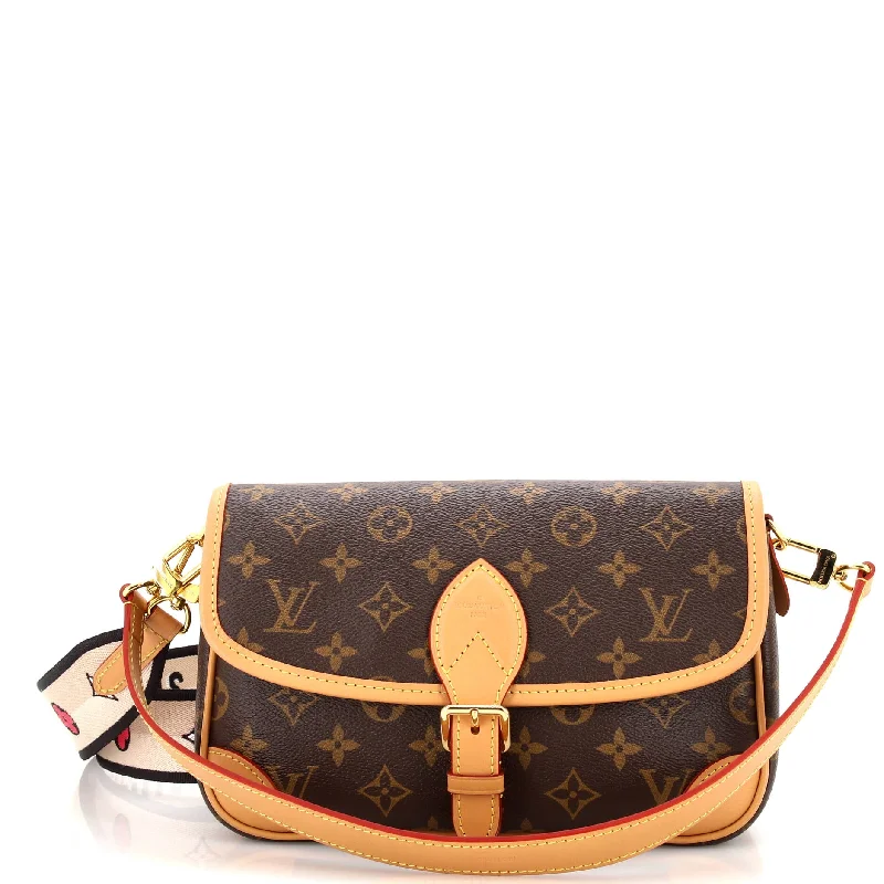 High - fashion Christian Dior bags with a geometric patternDiane NM Handbag Monogram Canvas