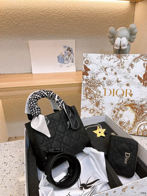 Luxury Christian Dior crossbody bags with a chain - link strapWF - Dior Bags - 301